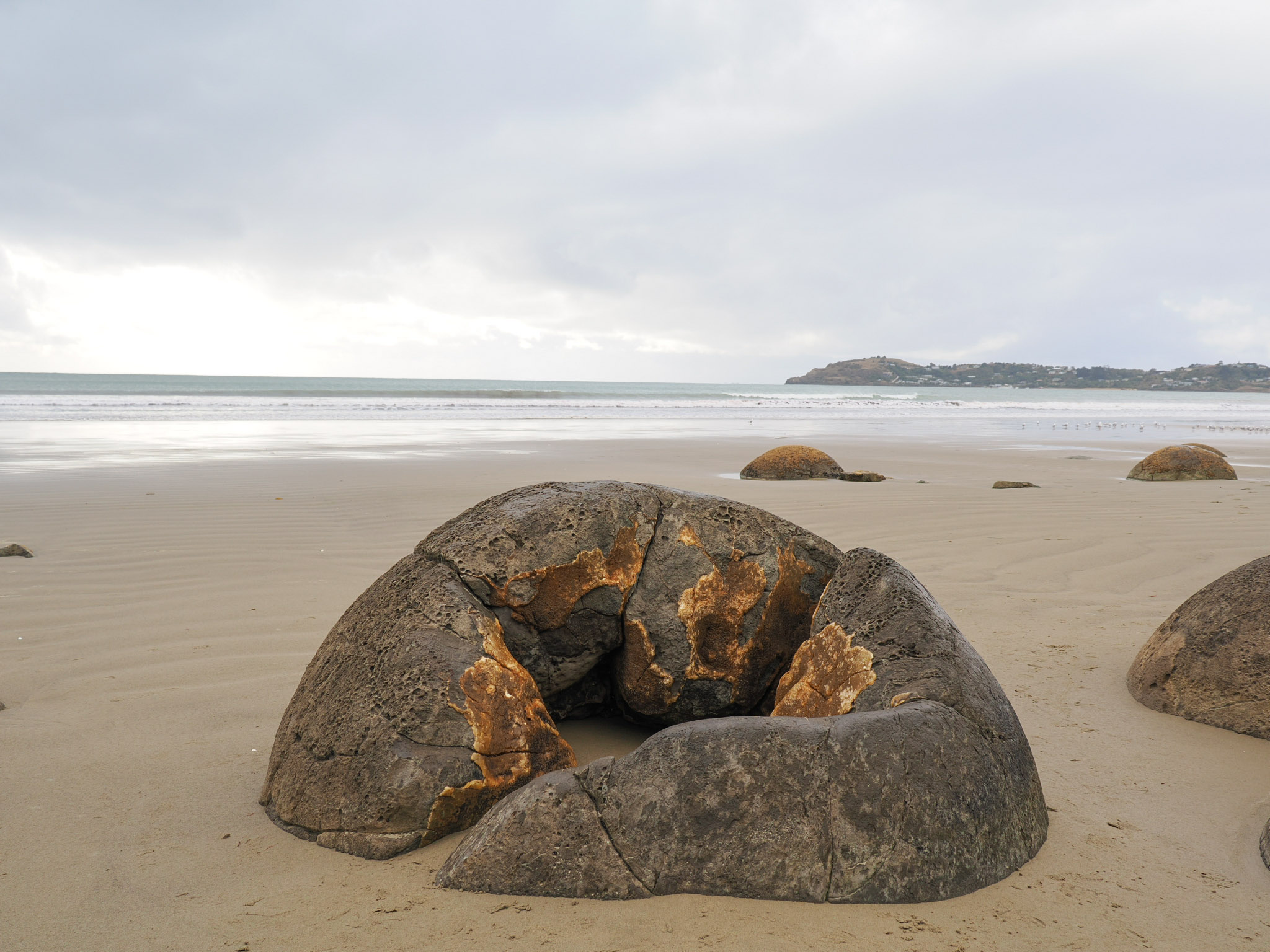 Moeraki Boulders